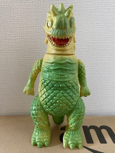 Bullmark bemular sofubi figure - bullmark,