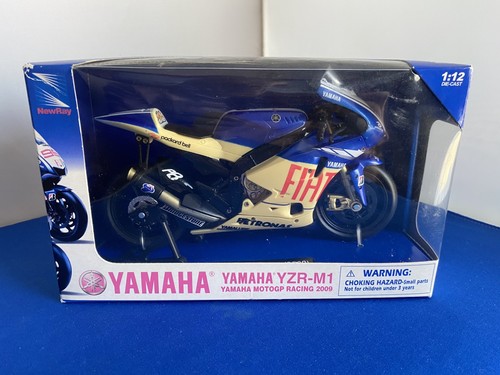 2009 newray die cast fiat - die,
