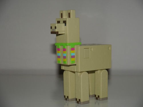 Minecraft spitting llama toy - llama,